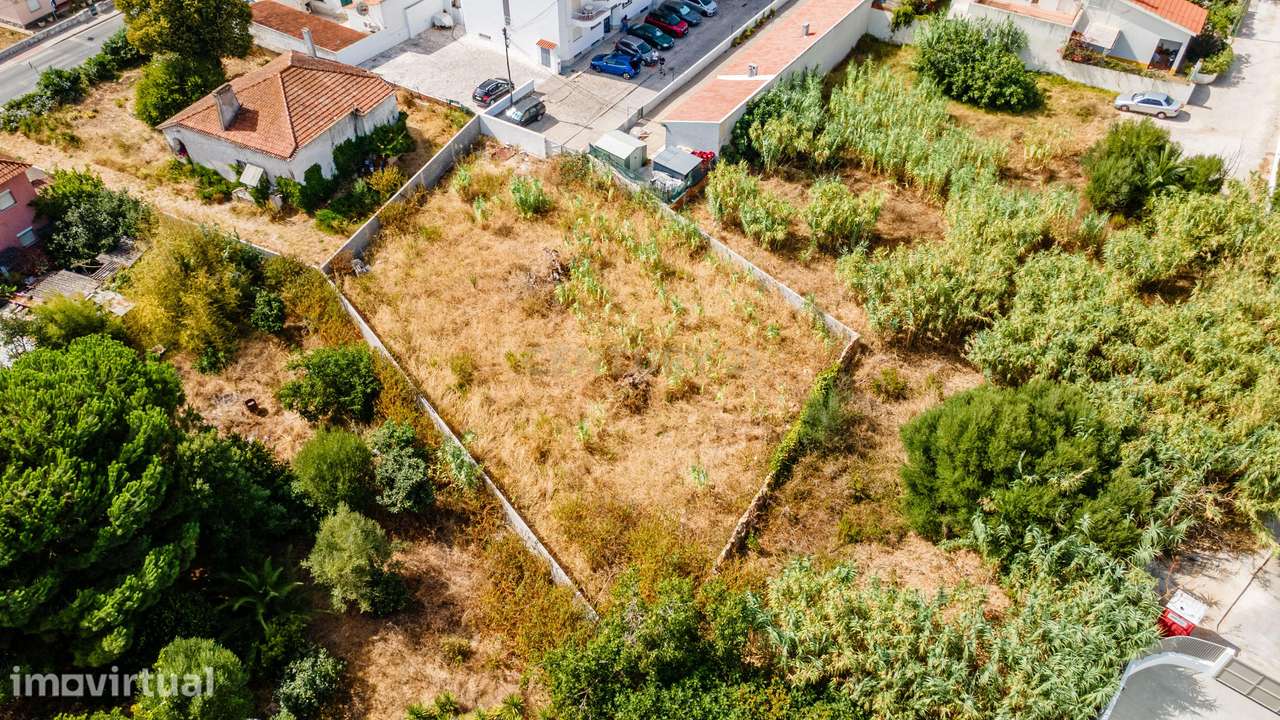 Terreno no Alto da Parede-Cascais, 765m2, com projeto aprovado para 2 - Grande imagem: 2/14