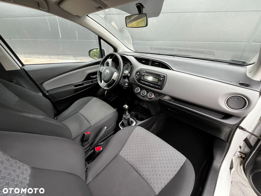 Toyota Yaris - 14