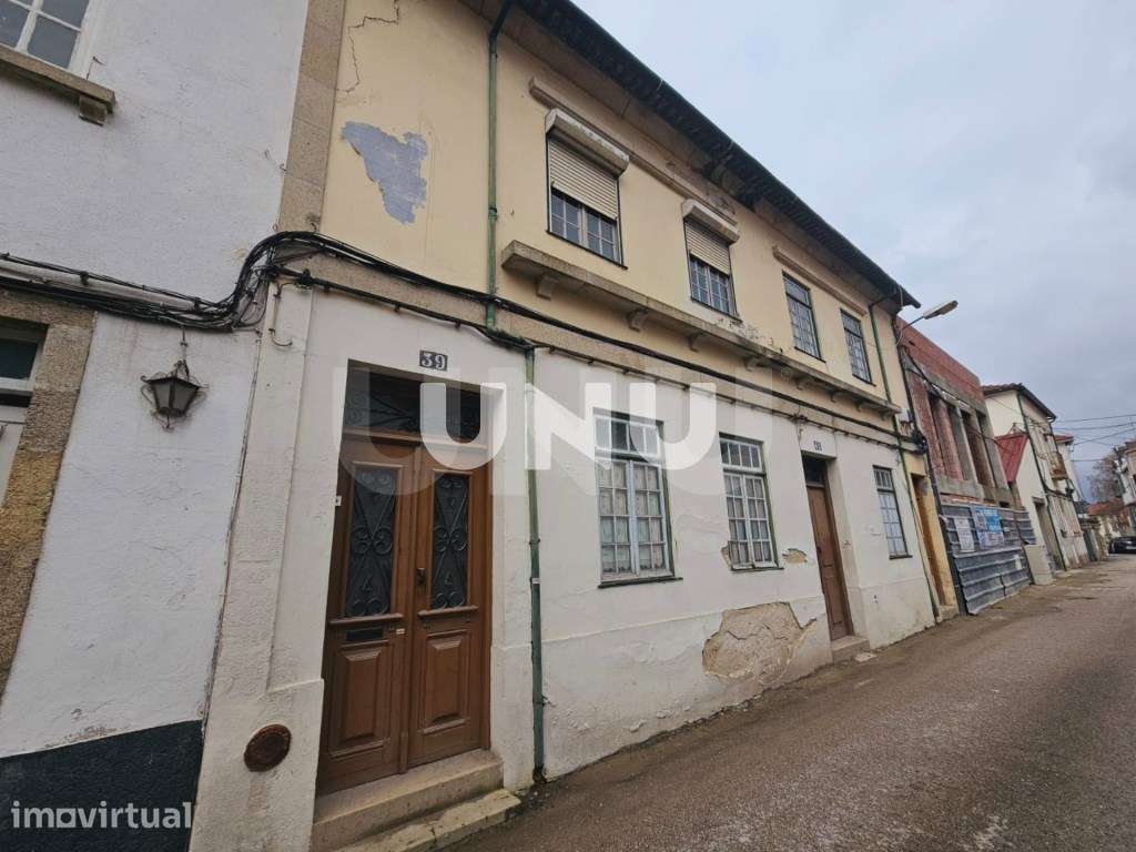 Prédio Urbano - Pleno Centro da Cidade de Viseu - Grande imagem: 5/41