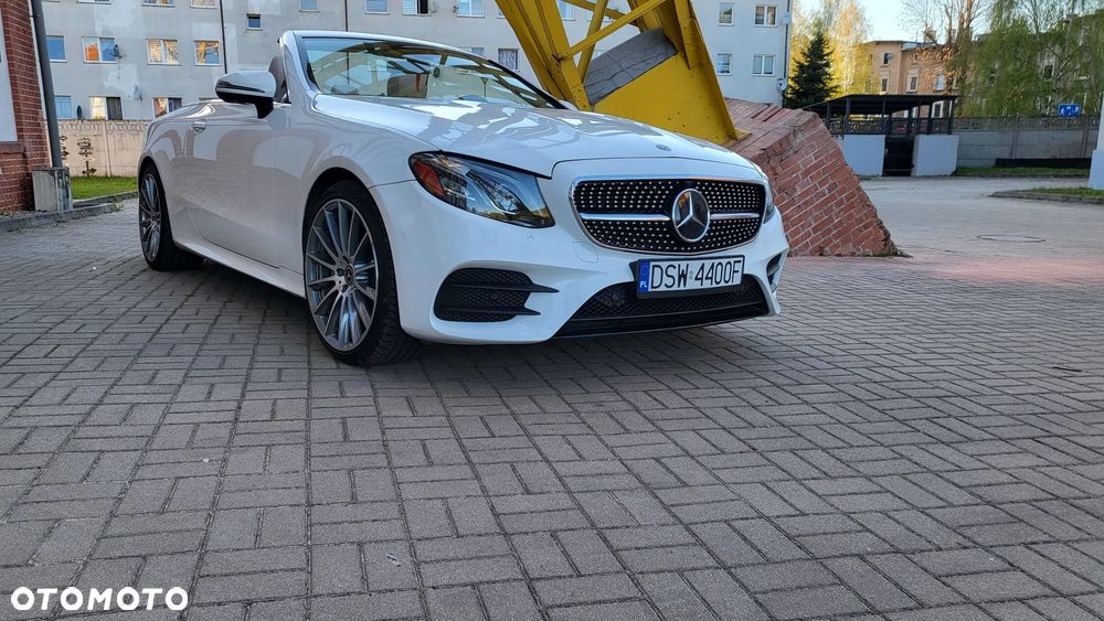 Mercedes-Benz Klasa E 400 4-Matic 9G-TRONIC - 12