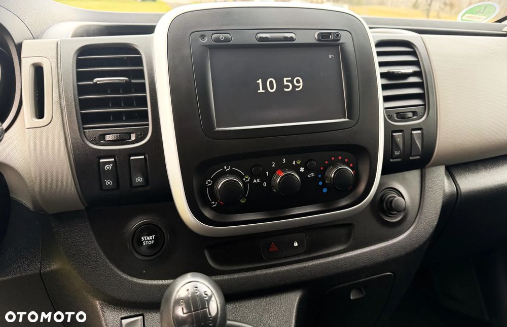 Renault Trafic - 10