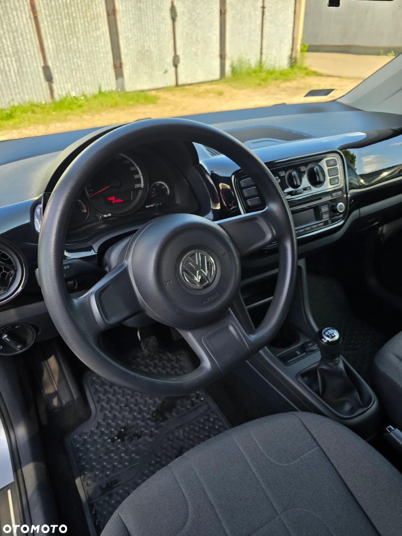 Volkswagen up! 1.0 street - 8