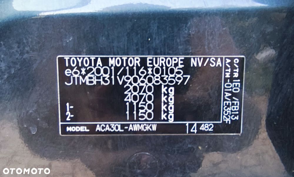 Toyota RAV4 - 6