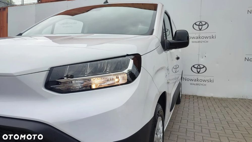 Toyota Proace City - 16