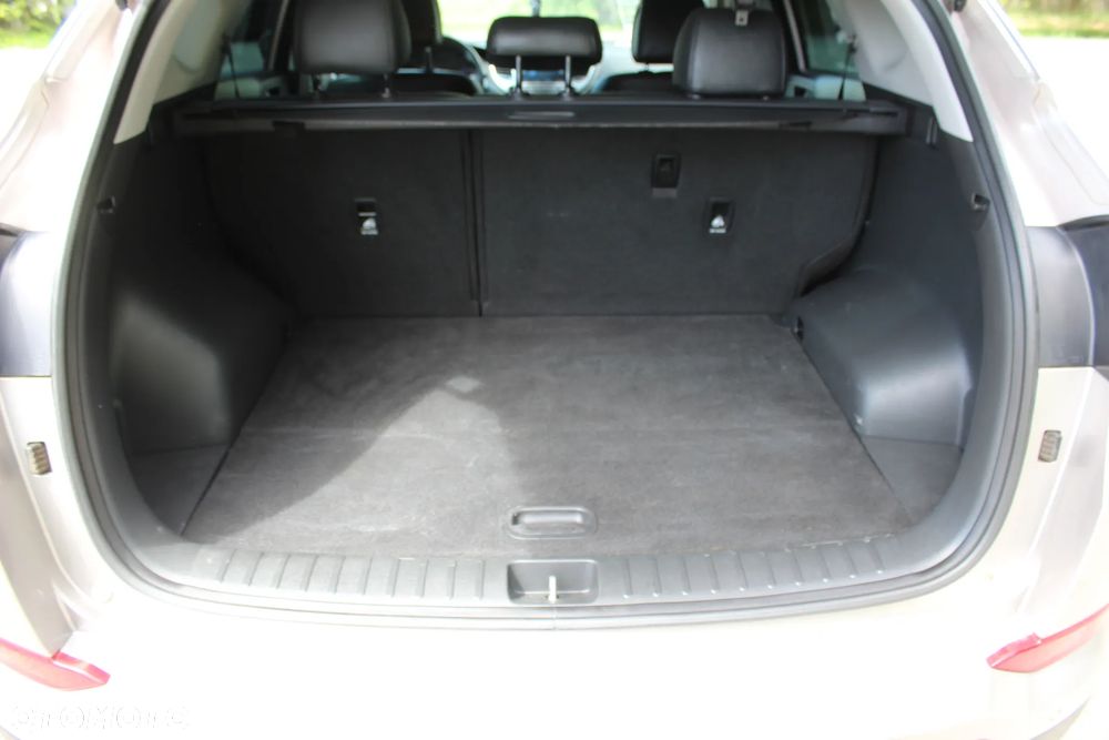 Hyundai Tucson blue 1.7 CRDi 2WD DCT Premium - 17