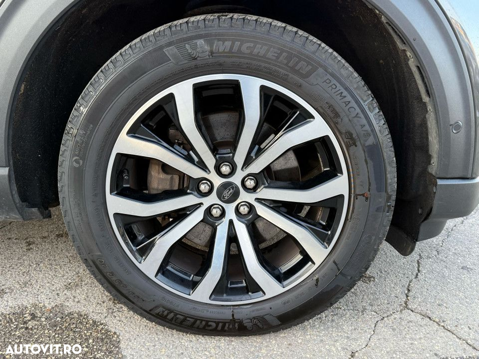 Ford Explorer - 9