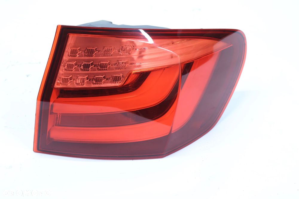 BMW 5 F11 lampa tył prawa 7203234