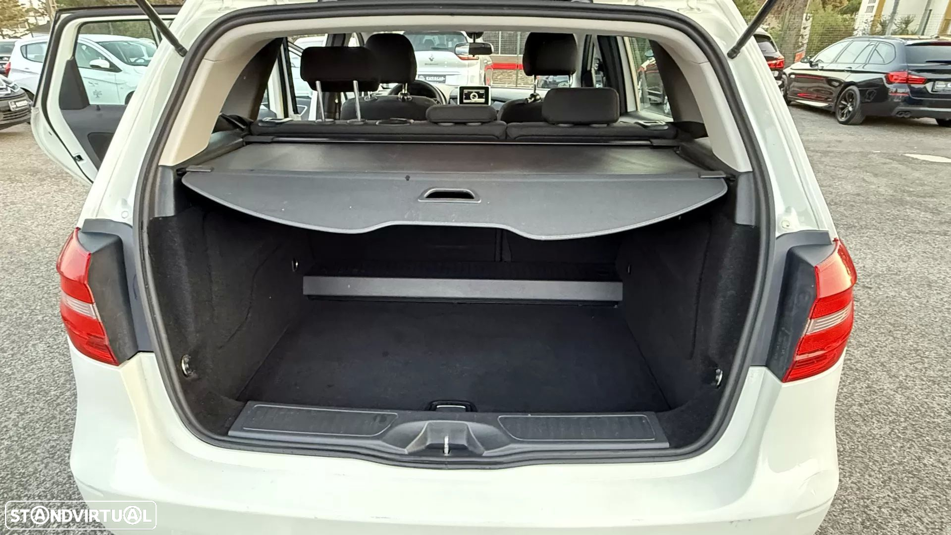 Mercedes-Benz B 180 Style - 40