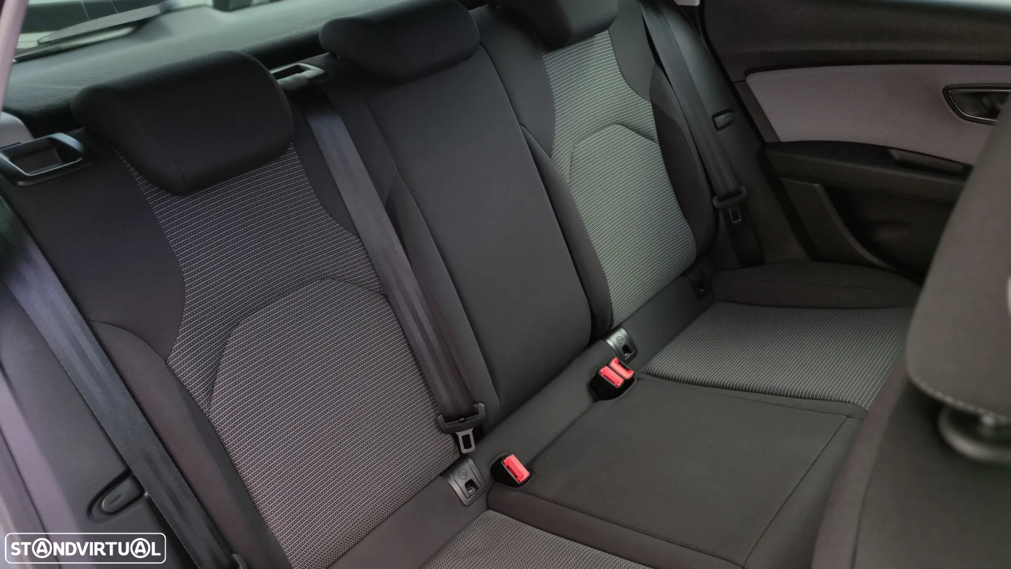 SEAT Leon 1.6 TDI Style S/S - 17