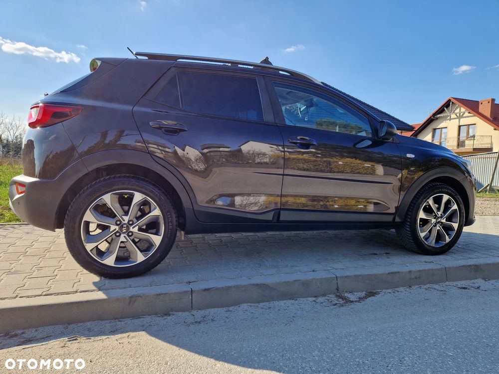 Kia Stonic 1.4 L - 9