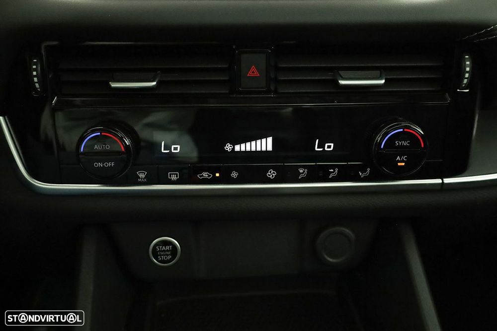 Nissan Qashqai 1.3 DIG-T Acenta Xtronic - 11