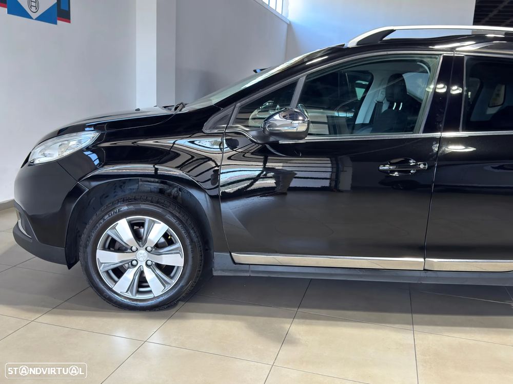 Peugeot 2008 1.2 PureTech Allure - 9