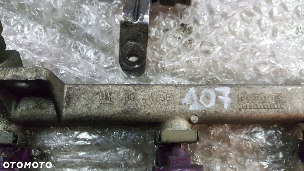 LISTWA WTRYSKI OPEL VECTRA B GM 90411551 - 2