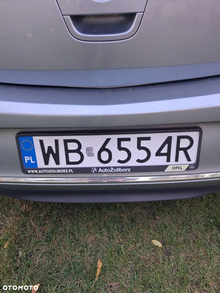 Opel Astra - 16