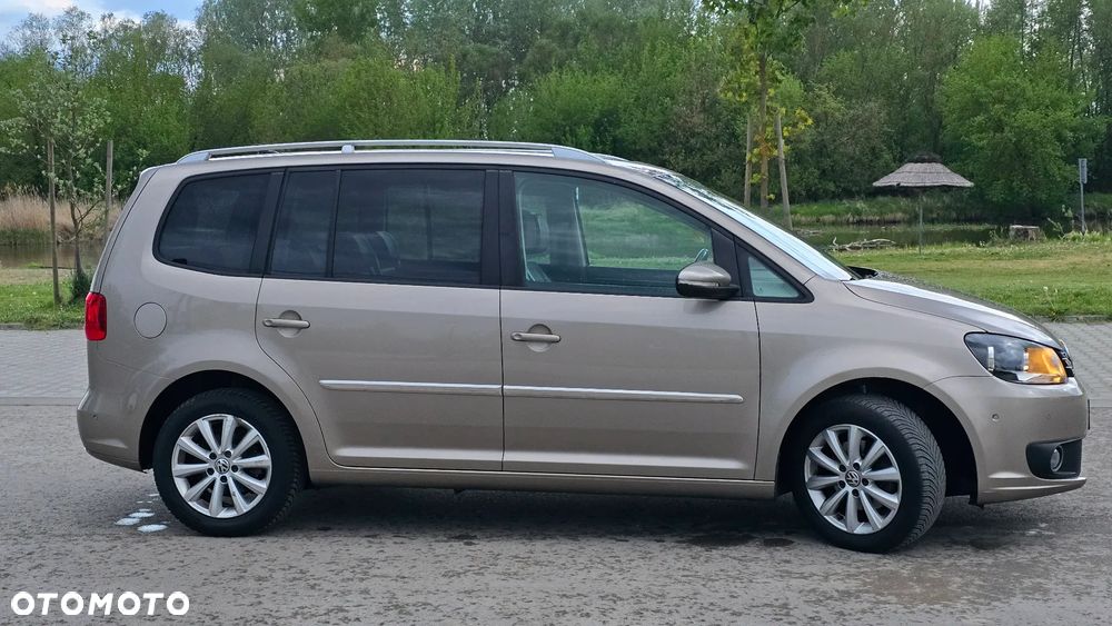 Volkswagen Touran 1.6 TDI DPF Highline - 15