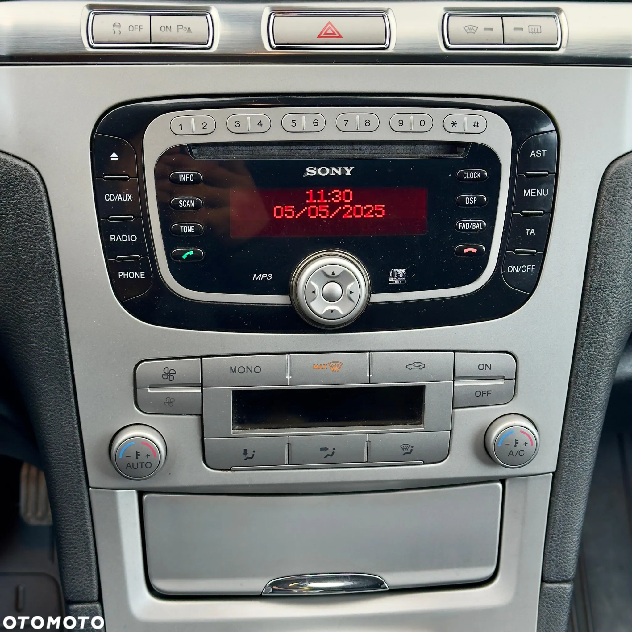 Ford S-Max - 25