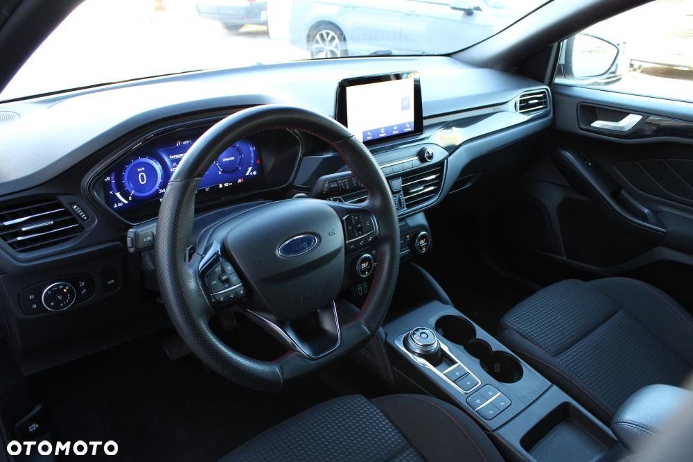 Ford Focus - 10