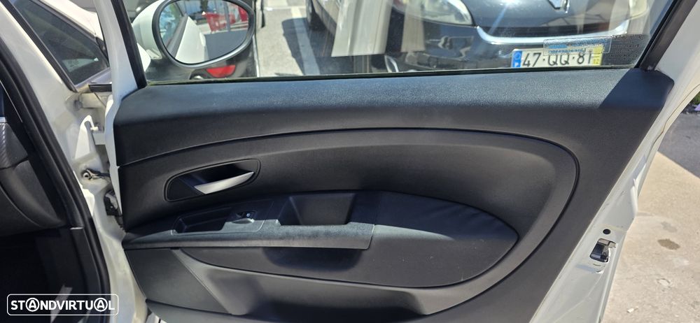 Fiat Grande Punto 1.2 Redbull Blue Elements - 6