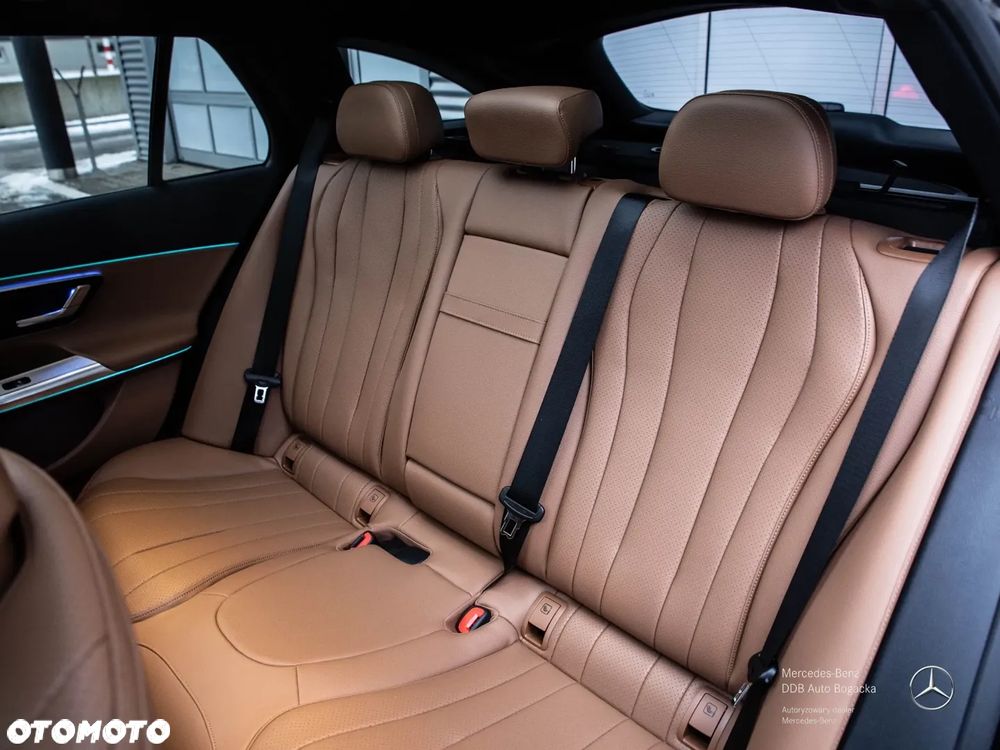 Mercedes-Benz Klasa E 220 d mHEV 4-Matic AMG 9G-Tronic - 10