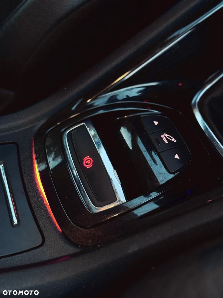 Citroën C5 2.0 16V Exclusive - 16