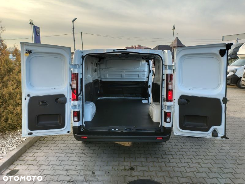 Renault Trafic - 10