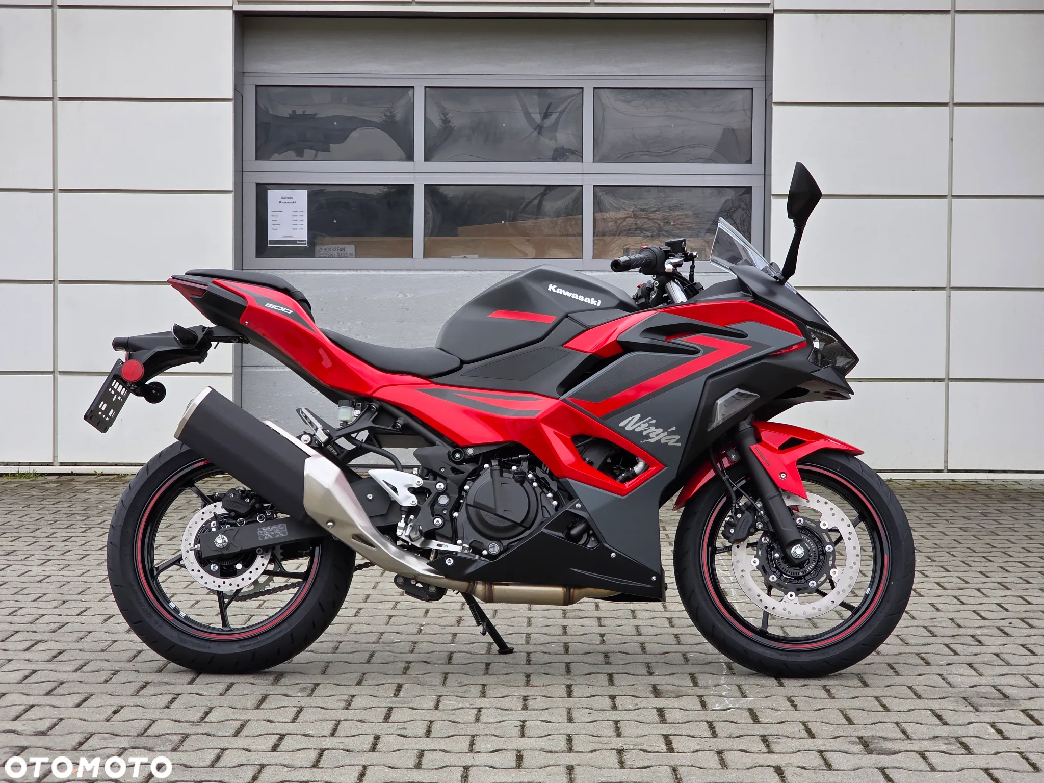 Kawasaki Ninja - 4