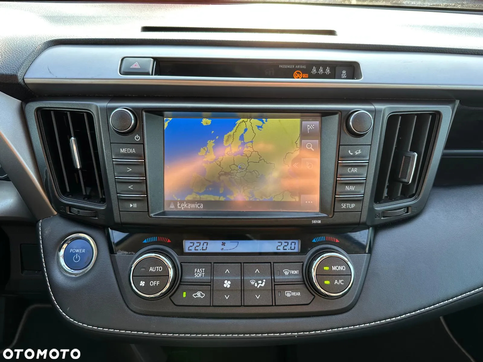 Toyota RAV4 - 16