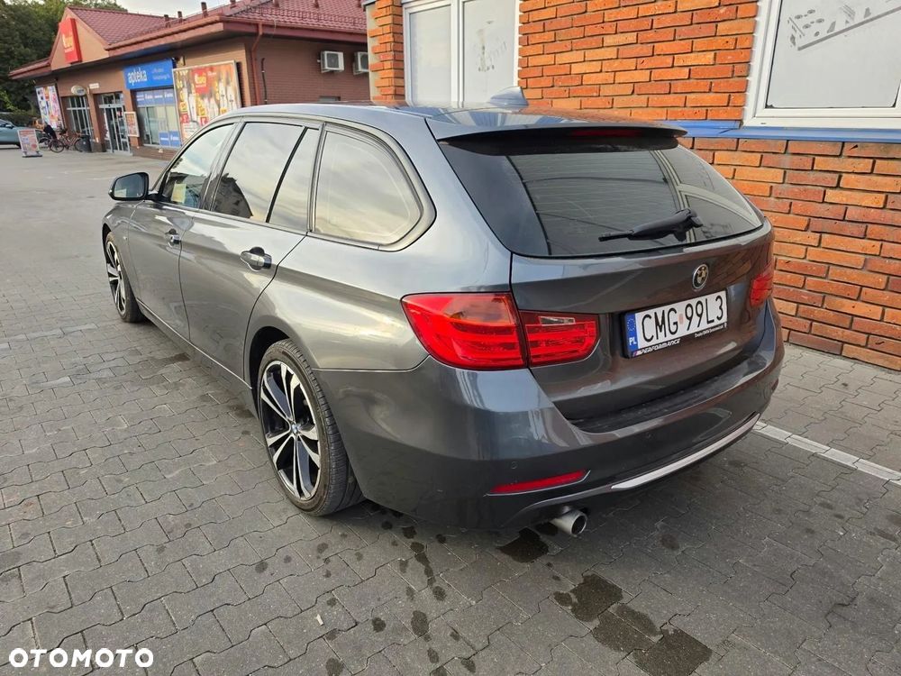 BMW Seria 3 320d - 10