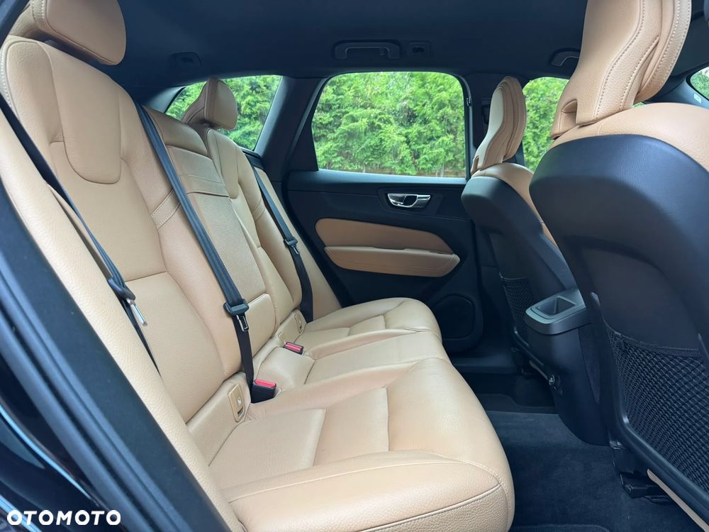Volvo XC 60 D4 Geartronic Summum - 23