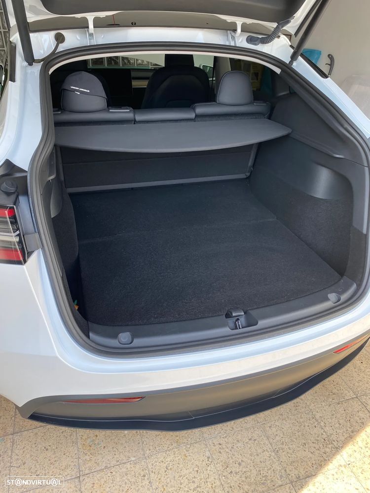 Tesla Model Y Tração Traseira - 16