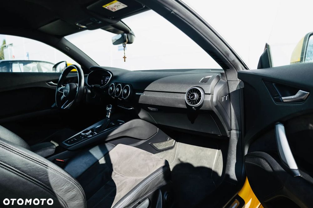 Audi TT Coupé 2.0 TFSI quattro S tronic - 24