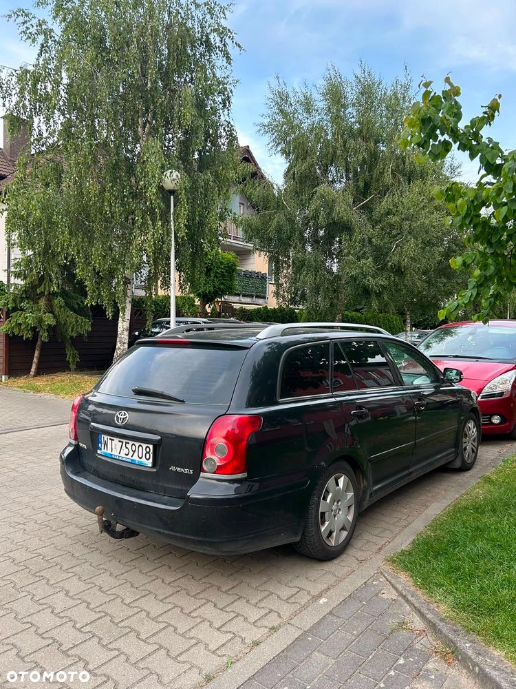 Toyota Avensis 1.8 VVT-i Sol - 4