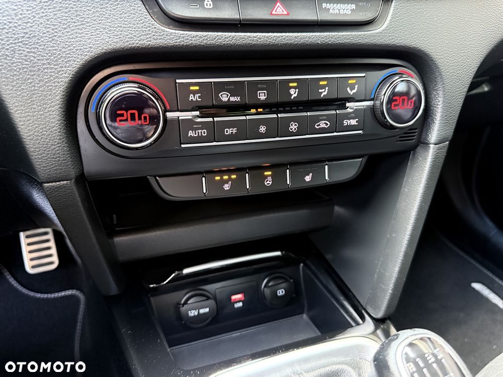 Kia ProCeed 1.5 T-GDI OPF GT LINE - 26
