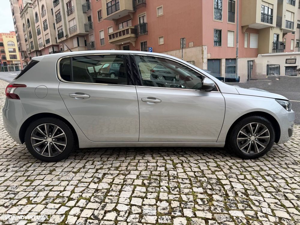 Peugeot 308 125 THP Allure - 4