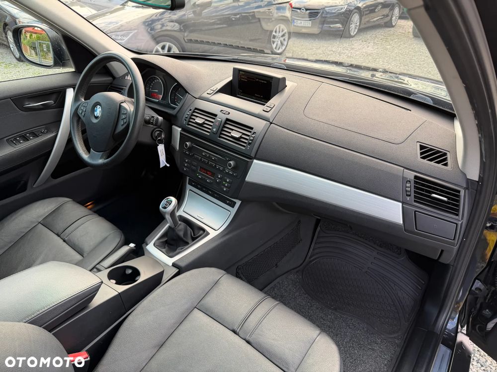 BMW X3 xDrive20i Limited Sport Edition - 39