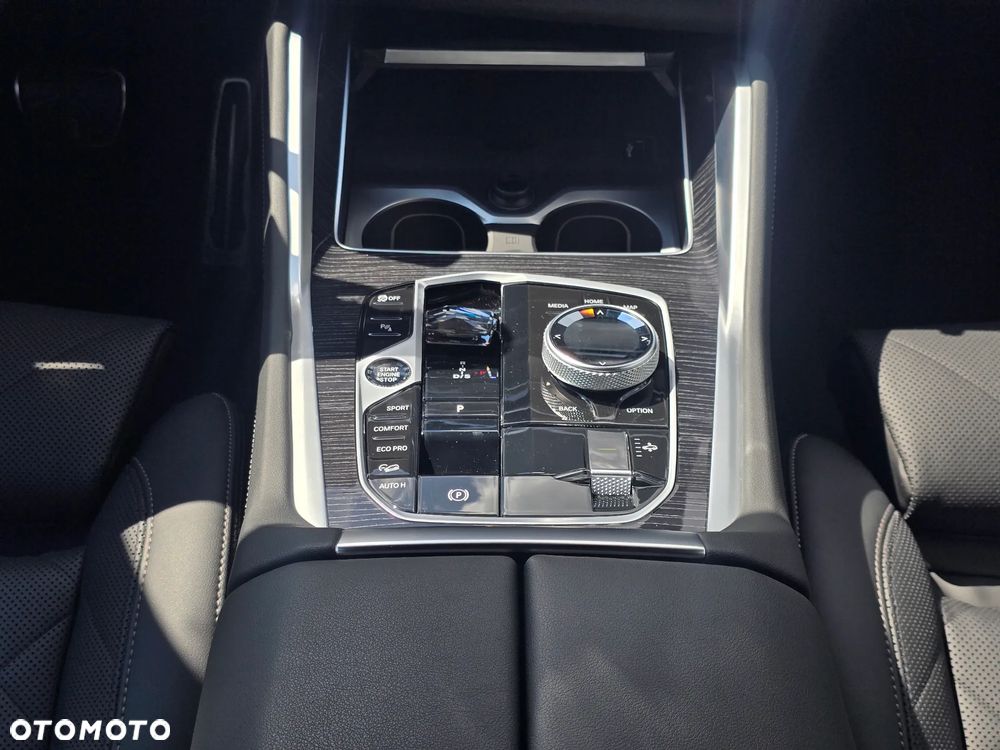 BMW X6 - 14