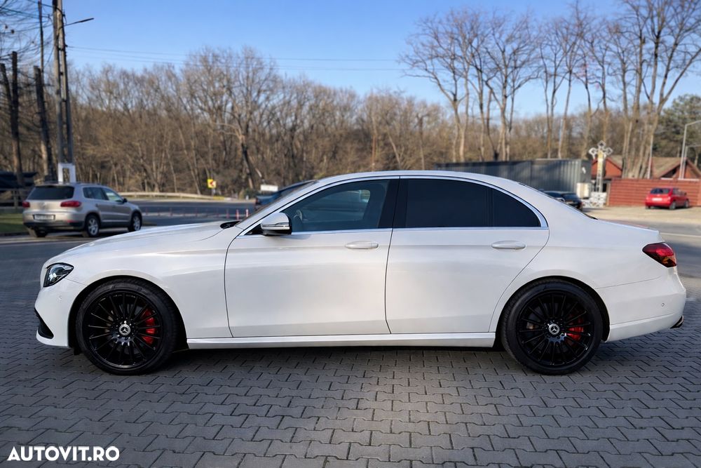 Mercedes-Benz E 220 d 9G-TRONIC Night Edition - 4