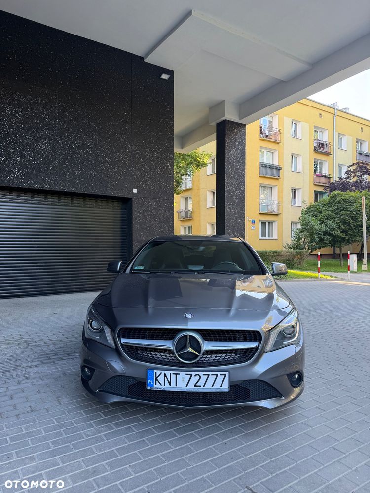 Mercedes-Benz CLA 220 d 4Matic 7G-DCT - 6