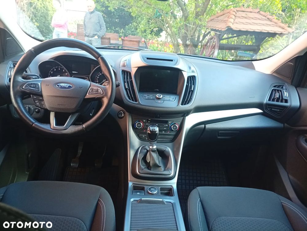 Ford Kuga 1.5 EcoBoost 2x4 Cool & Connect - 6