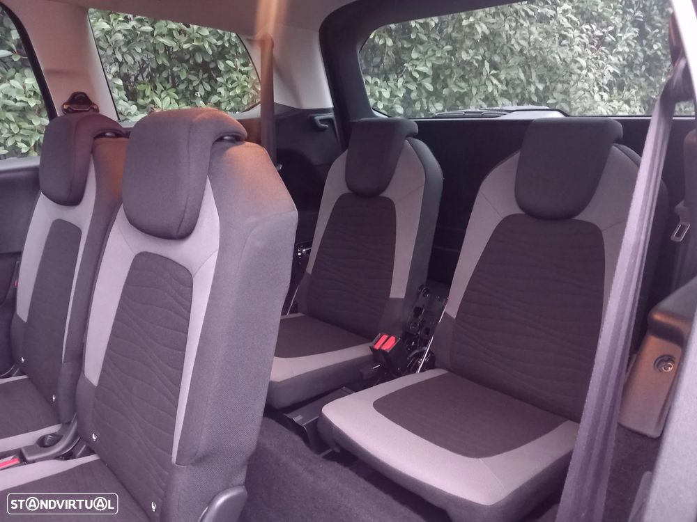 Citroën C4 Grand Picasso 1.6 e-HDi Intensive ETG6 J17 - 13