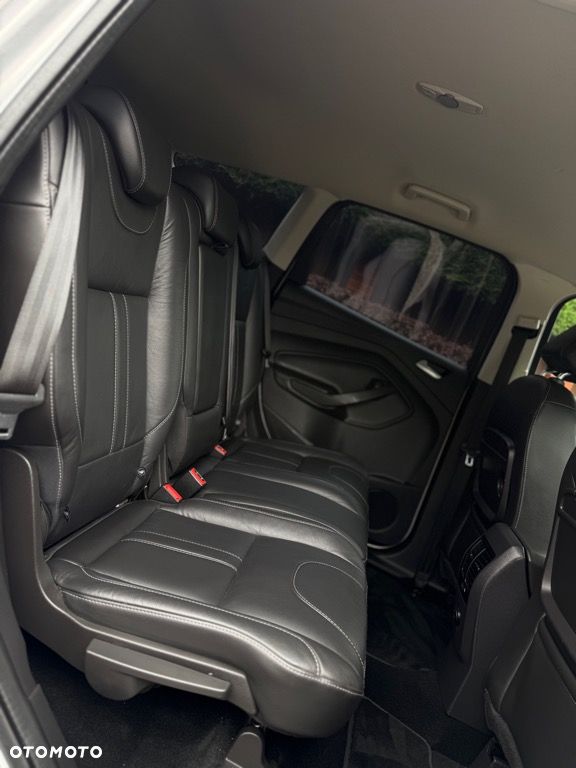 Ford Kuga 2.0 TDCi 4x4 Titanium - 30