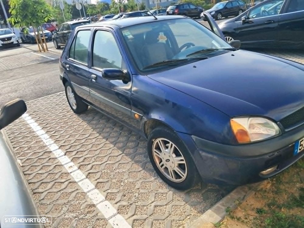 Ford Fiesta - 6
