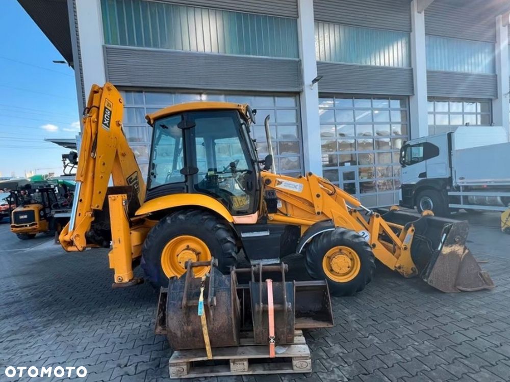 JCB 3CX 2 łyżki koparkowe - 2