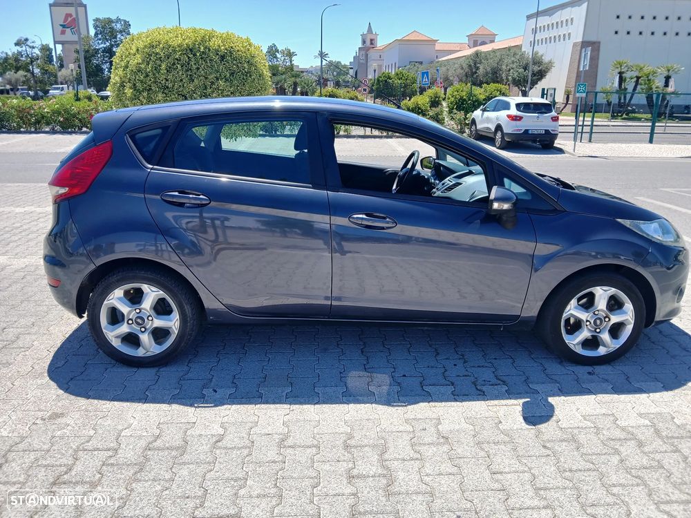 Ford Fiesta 1.4 TDCI Ghia - 4