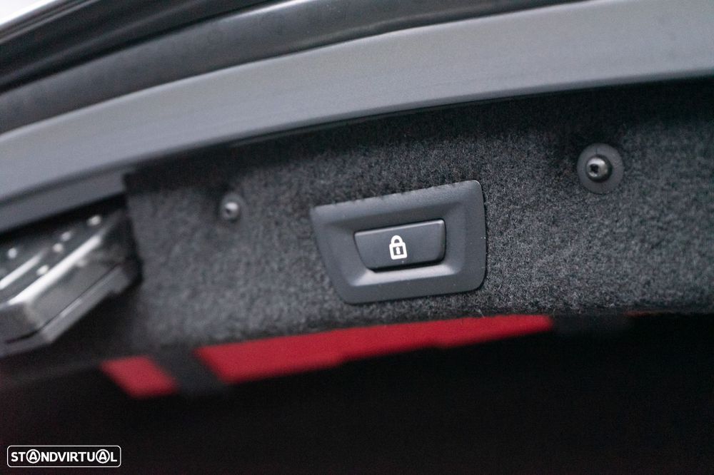 BMW M6 Standard - 26