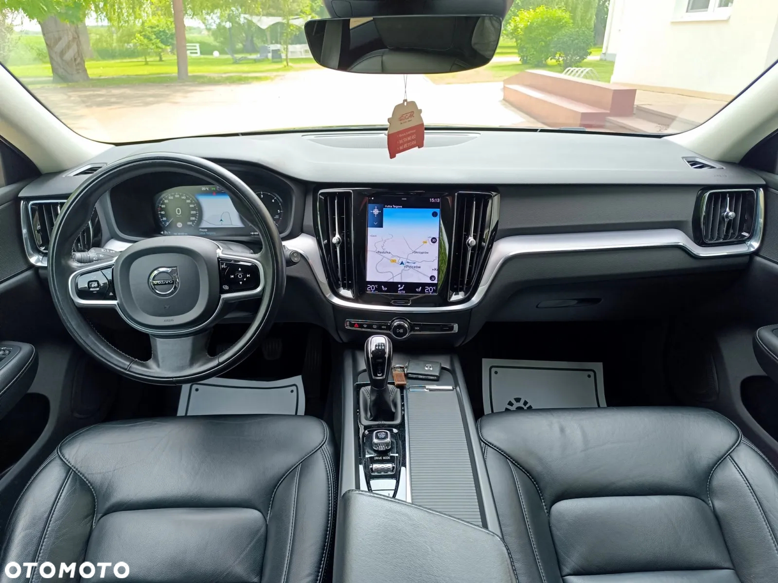 Volvo V60 D3 Momentum Pro - 24