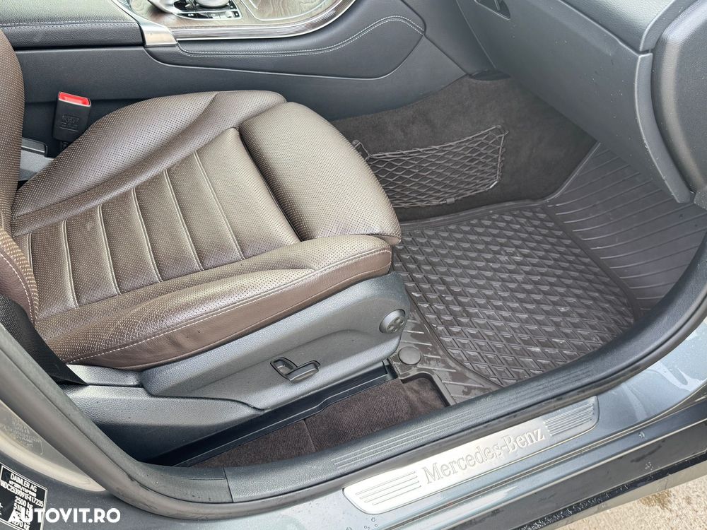 Mercedes-Benz GLC - 7