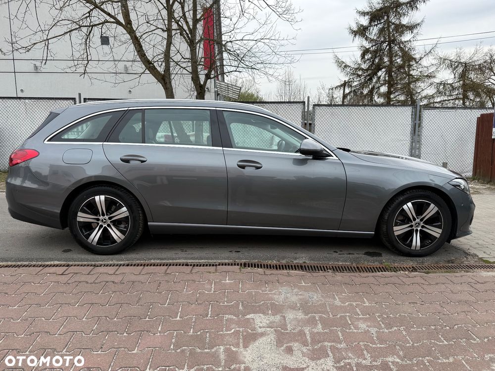 Mercedes-Benz Klasa C 200 4Matic 9G-TRONIC Avantgarde - 16