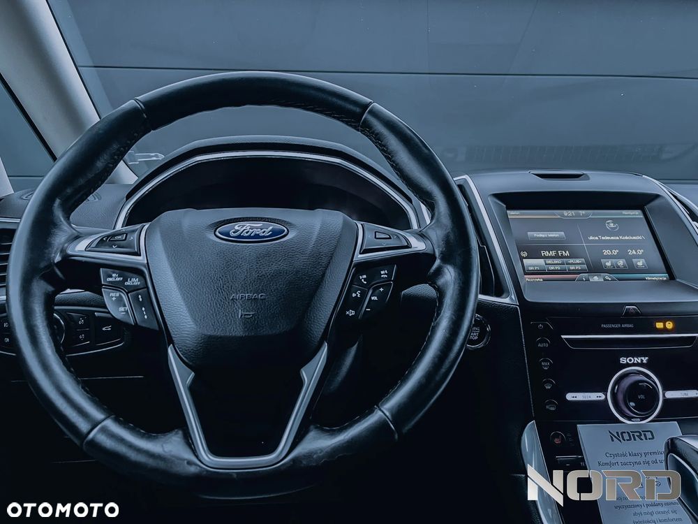 Ford S-Max 2.0 TDCi 4WD Titanium PowerShift - 14