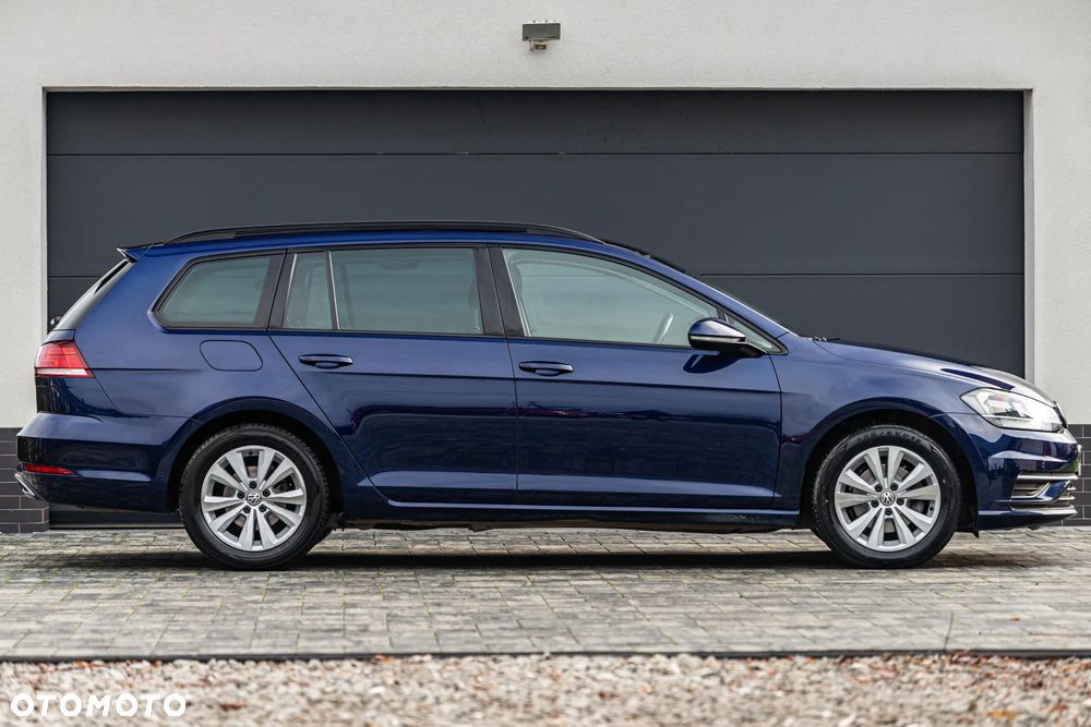 Volkswagen Golf - 19